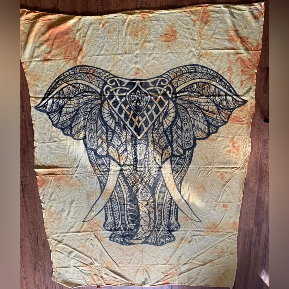 WALL HANGING | 100% Cotton Tie Dye Elephant